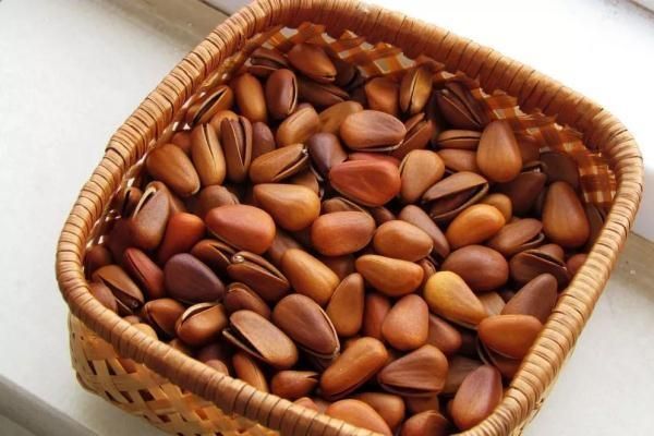 老年人吃什么堅果好 老年人吃堅果的作用