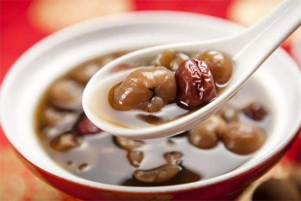 桂圓紅棗湯的做法 桂圓紅棗湯適合什么時(shí)候喝 桂圓紅棗湯的做法 桂圓紅棗湯適合什么時(shí)候喝
