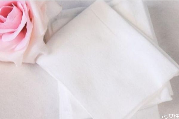 洗臉巾可以當卸妝棉用嗎 洗臉巾平紋好還是珍珠紋好 洗臉巾可以當卸妝棉用嗎 洗臉巾平紋好還是珍珠紋好