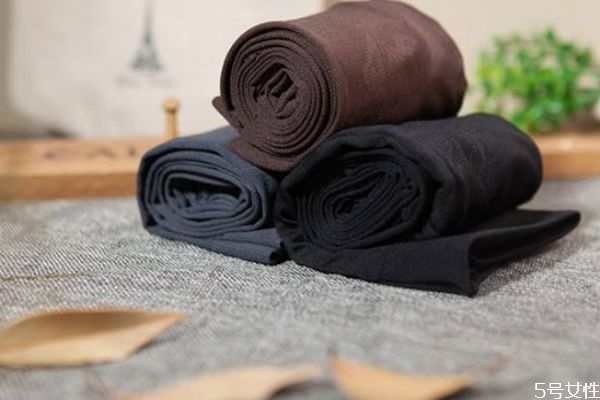 連褲襪起球怎么辦 連褲襪需要洗過(guò)再穿嗎