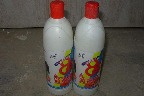 84消毒液能洗餐具嗎 84消毒液洗餐具有毒嗎 84消毒液能洗餐具嗎 84消毒液洗餐具有毒嗎