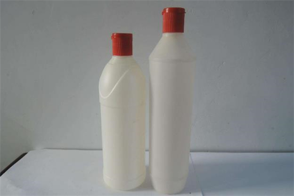 84消毒液拖地多久一次 木地板可以用84消毒液拖嗎 84消毒液拖地多久一次 木地板可以用84消毒液拖嗎