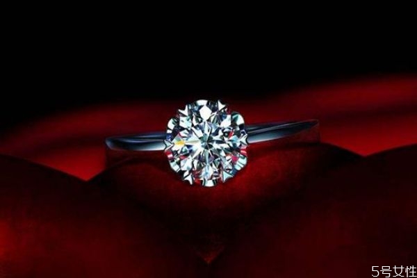 星耀鉆石和普通鉆石的區(qū)別 珂蘭鉆石星耀和普通鉆石 星耀鉆石和普通鉆石的區(qū)別 珂蘭鉆石星耀和普通鉆石