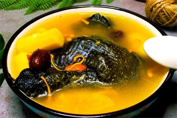 烏雞湯很腥怎么辦 烏雞湯怎么做不腥 烏雞湯很腥怎么辦 烏雞湯怎么做不腥