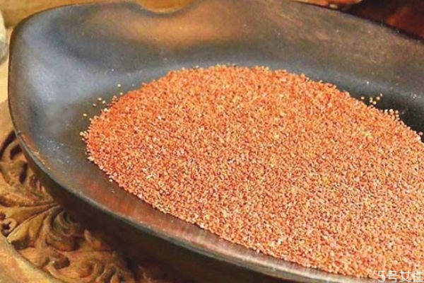 海藻面膜后還用做貼片面膜嗎 海藻面膜怎么調和 海藻面膜后還用做貼片面膜嗎 海藻面膜怎么調和