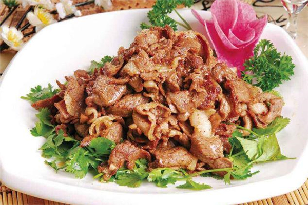 孜然羊肉的做法 孜然羊肉不能和什么一起吃 孜然羊肉的做法 孜然羊肉不能和什么一起吃