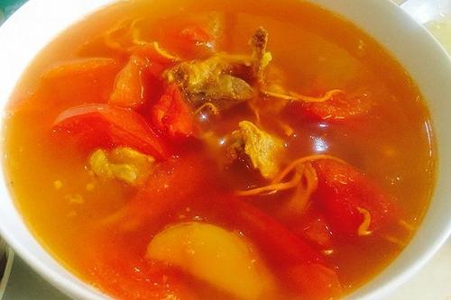 番茄排骨湯用什么排骨 番茄排骨湯有什么營養(yǎng) 番茄排骨湯用什么排骨 番茄排骨湯有什么營養(yǎng)