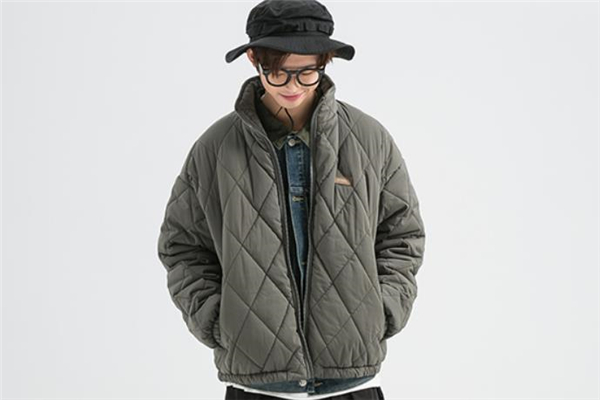 夾克棉服怎么搭配 夾克棉服搭配圖片 夾克棉服怎么搭配 夾克棉服搭配圖片