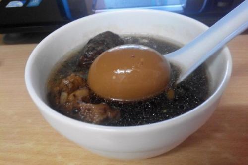 米醋泡雞蛋的做法 米醋泡雞蛋有減肥功效嗎 米醋泡雞蛋的做法 米醋泡雞蛋有減肥功效嗎