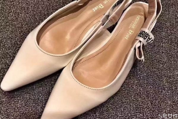 尖頭鞋不適合什么腳型 尖頭鞋的危害 尖頭鞋不適合什么腳型 尖頭鞋的危害