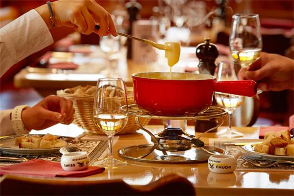 奶酪火鍋的做法 奶酪火鍋用哪種奶酪 奶酪火鍋的做法 奶酪火鍋用哪種奶酪