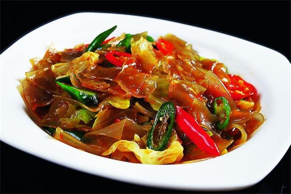 粉皮的熱量 涼拌粉皮可以經(jīng)常吃嗎 粉皮的熱量 涼拌粉皮可以經(jīng)常吃嗎