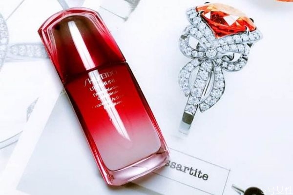 資生堂紅腰子白天晚上都能用嗎 搭配紅腰子能促進(jìn)吸收 資生堂紅腰子白天晚上都能用嗎 搭配紅腰子能促進(jìn)吸收