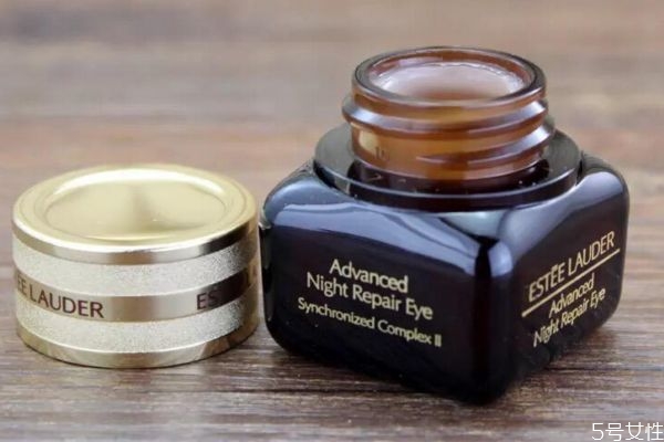 用雅詩蘭黛眼霜刺痛 雅詩蘭黛眼霜過敏癥狀 用雅詩蘭黛眼霜刺痛 雅詩蘭黛眼霜過敏癥狀