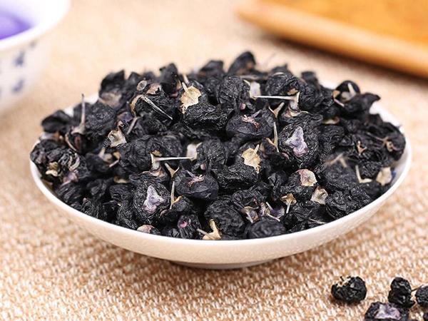 黑枸杞為什么不能用開水泡 黑枸杞能直接吃嗎 黑枸杞為什么不能用開水泡 黑枸杞能直接吃嗎