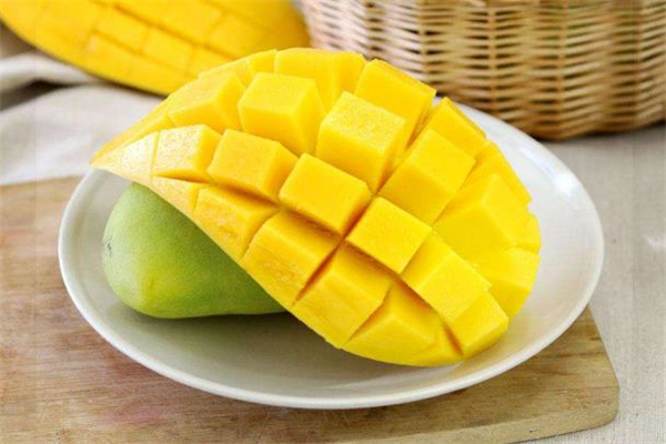 青芒可以吃生的嗎 青芒可以帶皮吃嗎 青芒可以吃生的嗎 青芒可以帶皮吃嗎