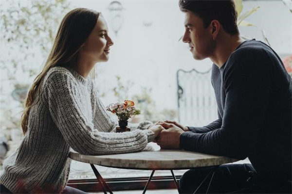 嫁給50歲二婚男人需要注意什么 50歲二婚男人能嫁嗎 嫁給50歲二婚男人需要注意什么 50歲二婚男人能嫁嗎