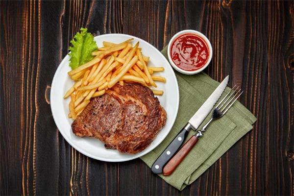 速凍牛排有營(yíng)養(yǎng)嗎 速凍牛排解凍后能重新冷凍嗎