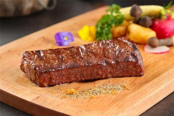 速凍牛排有營(yíng)養(yǎng)嗎 速凍牛排解凍后能重新冷凍嗎