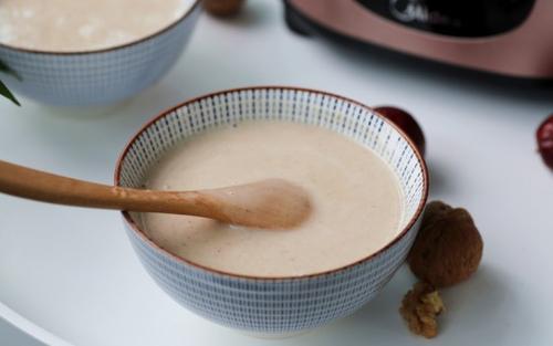 泡米糊先放水還是米糊 米糊有哪些吃法 泡米糊先放水還是米糊 米糊有哪些吃法