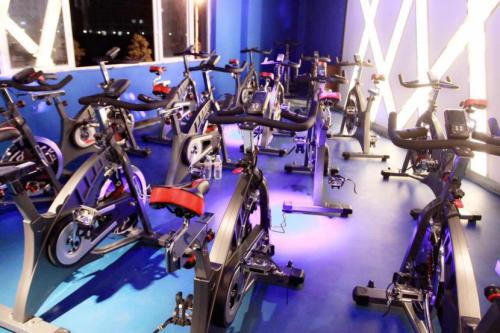 騎動感單車要戴護腰嗎 腰不好能騎動感單車嗎 騎動感單車要戴護腰嗎 腰不好能騎動感單車嗎