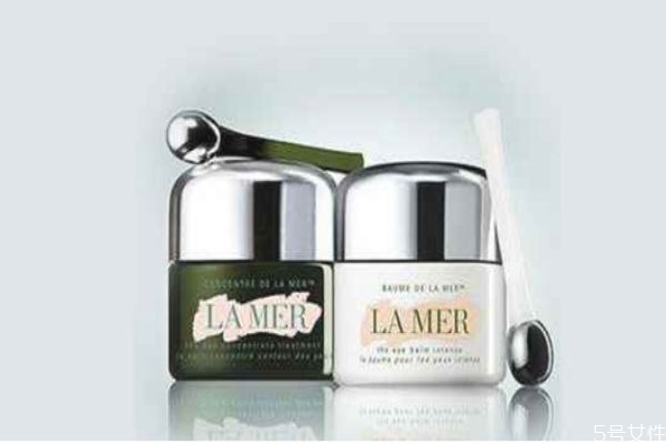 海藍(lán)之謎眼霜白瓶和綠瓶哪個好 海藍(lán)之謎兩款眼霜區(qū)別 海藍(lán)之謎眼霜白瓶和綠瓶哪個好 海藍(lán)之謎兩款眼霜區(qū)別