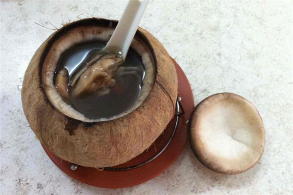 椰子燉鵪鶉的做法 椰子燉鵪鶉要燉多長(zhǎng)時(shí)間 椰子燉鵪鶉的做法 椰子燉鵪鶉要燉多長(zhǎng)時(shí)間