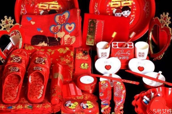 有彩禮沒嫁妝丟人不 彩禮10萬嫁妝3萬少不少 有彩禮沒嫁妝丟人不 彩禮10萬嫁妝3萬少不少