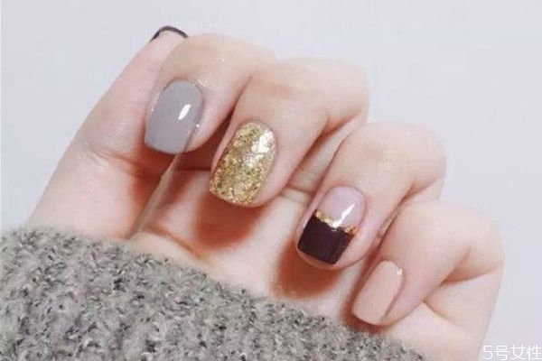 在家做指甲要準備什么工具 自己怎么卸指甲油 在家做指甲要準備什么工具 自己怎么卸指甲油