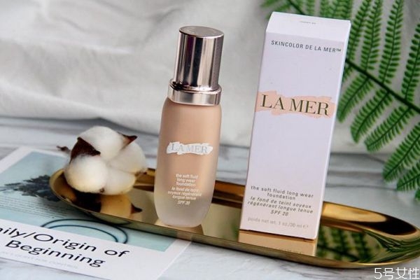 海藍(lán)之謎粉底液真?zhèn)卧趺纯?海藍(lán)之謎粉底液真假對(duì)比 海藍(lán)之謎粉底液真?zhèn)卧趺纯?海藍(lán)之謎粉底液真假對(duì)比