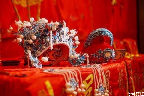 有彩禮沒(méi)嫁妝丟人不 彩禮10萬(wàn)嫁妝3萬(wàn)少不少 有彩禮沒(méi)嫁妝丟人不 彩禮10萬(wàn)嫁妝3萬(wàn)少不少