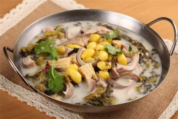 白果豬肚湯的做法 白果豬肚湯要煲多久 白果豬肚湯的做法 白果豬肚湯要煲多久