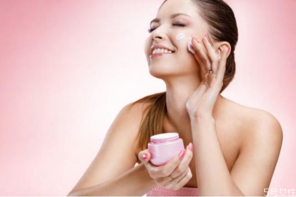 哪里可以測試皮膚 五種基本膚質(zhì)的辨別 哪里可以測試皮膚 五種基本膚質(zhì)的辨別