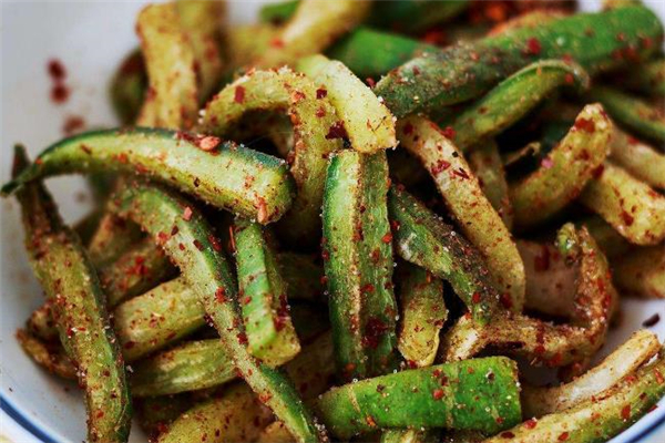 腌咸菜多長時(shí)間能吃 腌咸菜怎么吃才健康 腌咸菜多長時(shí)間能吃 腌咸菜怎么吃才健康