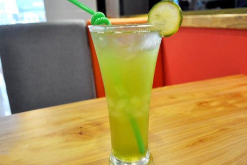 蘆薈茶怎么做可以減肥 吃蘆薈減肥的注意事項(xiàng) 蘆薈茶怎么做可以減肥 吃蘆薈減肥的注意事項(xiàng)