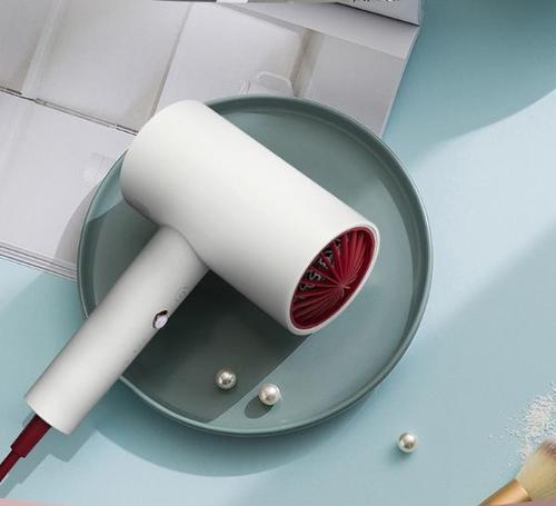 艾優(yōu)吹風(fēng)機(jī)好用嗎 艾優(yōu)吹風(fēng)機(jī)值得入手嗎 艾優(yōu)吹風(fēng)機(jī)好用嗎 艾優(yōu)吹風(fēng)機(jī)值得入手嗎