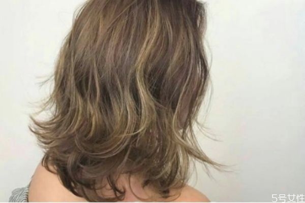 沐浴染是什么意思 沐浴染和普通染的區(qū)別 沐浴染是什么意思 沐浴染和普通染的區(qū)別