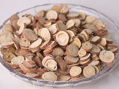 正常人喝甘草水有危害嗎 甘草水禁忌人群 正常人喝甘草水有危害嗎 甘草水禁忌人群