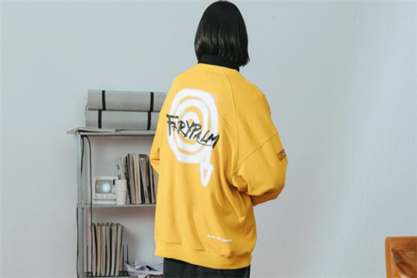 春天穿什么顏色衛(wèi)衣好看 今年春天衛(wèi)衣流行什么顏色 春天穿什么顏色衛(wèi)衣好看 今年春天衛(wèi)衣流行什么顏色