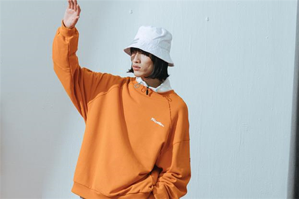 春天穿什么顏色衛(wèi)衣好看 今年春天衛(wèi)衣流行什么顏色 春天穿什么顏色衛(wèi)衣好看 今年春天衛(wèi)衣流行什么顏色