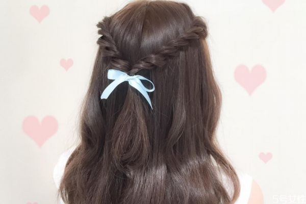 偏黑色的染發(fā)顏色有哪些 染發(fā)劑怎么挑選 偏黑色的染發(fā)顏色有哪些 染發(fā)劑怎么挑選