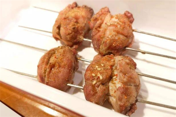 羊內(nèi)腰和外腰哪個(gè)更補(bǔ) 羊內(nèi)腰和外腰哪個(gè)更肥 羊內(nèi)腰和外腰哪個(gè)更補(bǔ) 羊內(nèi)腰和外腰哪個(gè)更肥