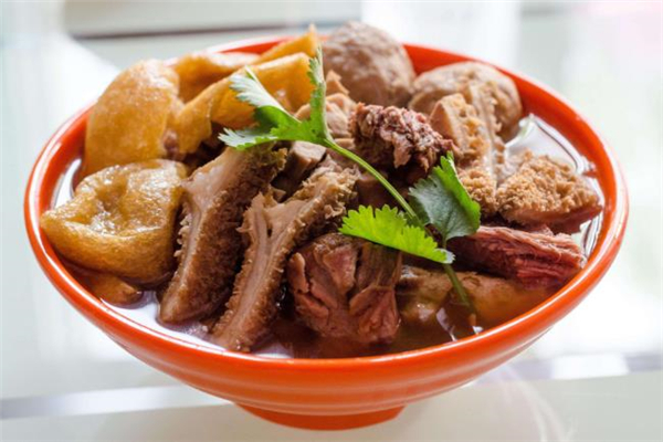 牛雜適合什么人吃 寶寶能吃牛雜嗎 牛雜適合什么人吃 寶寶能吃牛雜嗎