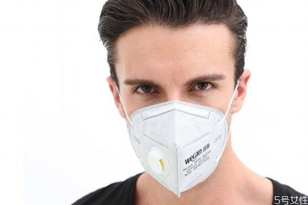 戴兩個一次性口罩更有用嗎 哪種口罩防病毒 戴兩個一次性口罩更有用嗎 哪種口罩防病毒