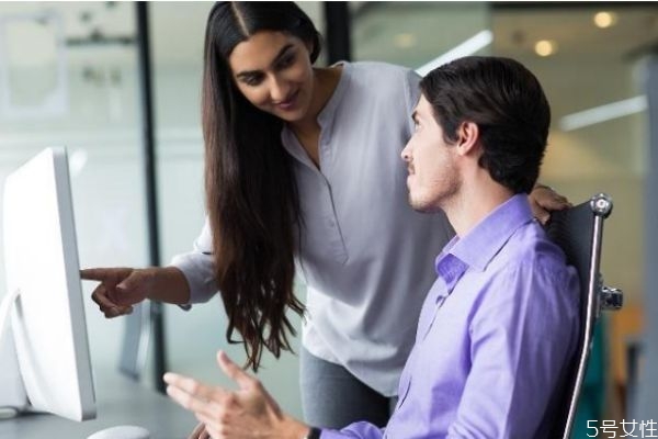 怎么讓夫妻關(guān)系更好 讓夫妻關(guān)系好的方法 怎么讓夫妻關(guān)系更好 讓夫妻關(guān)系好的方法