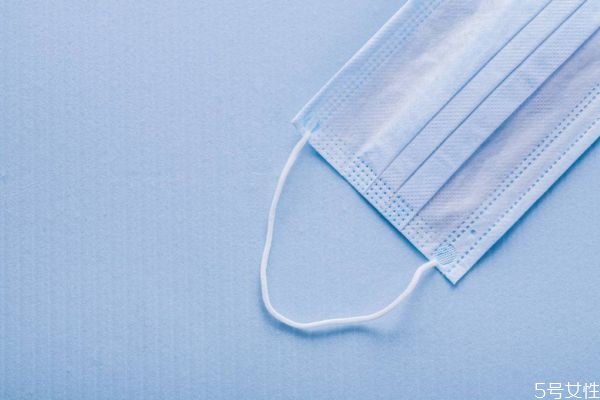 去超市戴一次性可以嗎 超市一次性口罩有用嗎 去超市戴一次性可以嗎 超市一次性口罩有用嗎