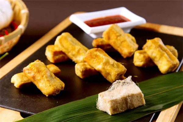 毛豆腐的制作方法 毛豆腐怎么吃 毛豆腐的制作方法 毛豆腐怎么吃