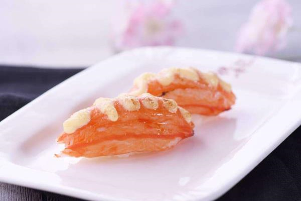 蟹柳壽司的做法 蟹柳壽司熱量高嗎 蟹柳壽司的做法 蟹柳壽司熱量高嗎