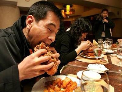 吃飯吃多長時間適合 睡前很餓能吃東西嗎 吃飯吃多長時間適合 睡前很餓能吃東西嗎