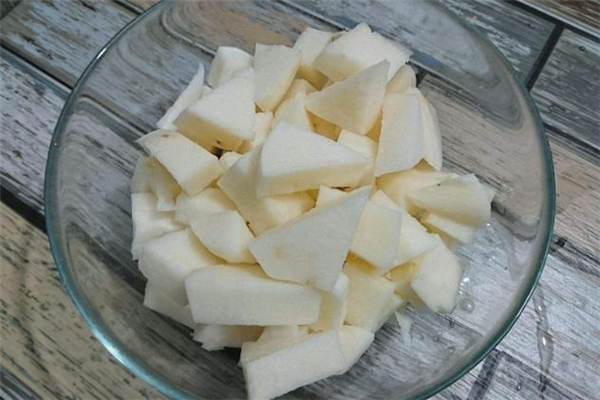 涼薯吃了會(huì)脹氣嗎 吃涼薯脹氣怎么辦 涼薯吃了會(huì)脹氣嗎 吃涼薯脹氣怎么辦